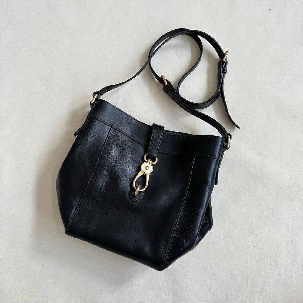 Dooney & Bourke Florentine Leather Sadie Feed Bag Black Gold Hardware Bucket